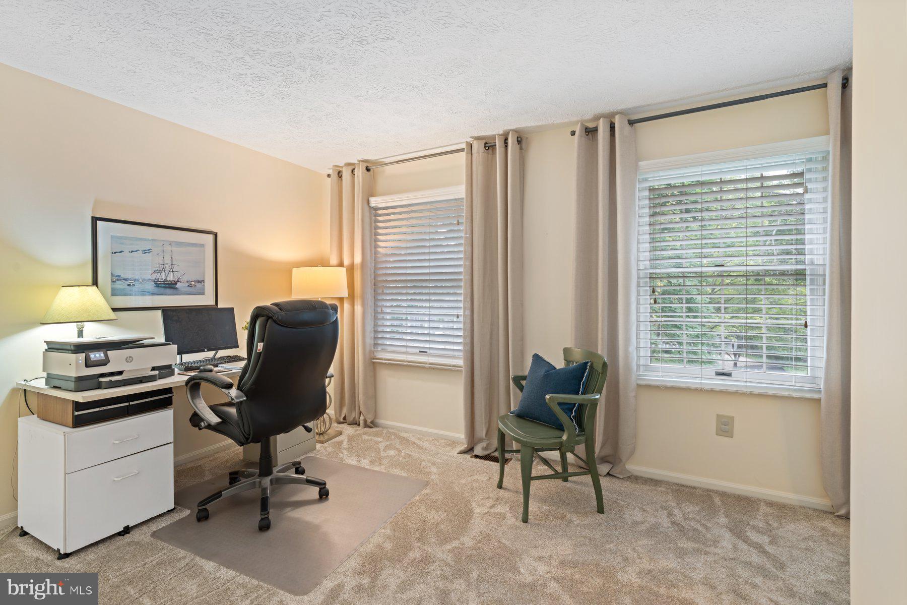 6117 FENCE POST COURT