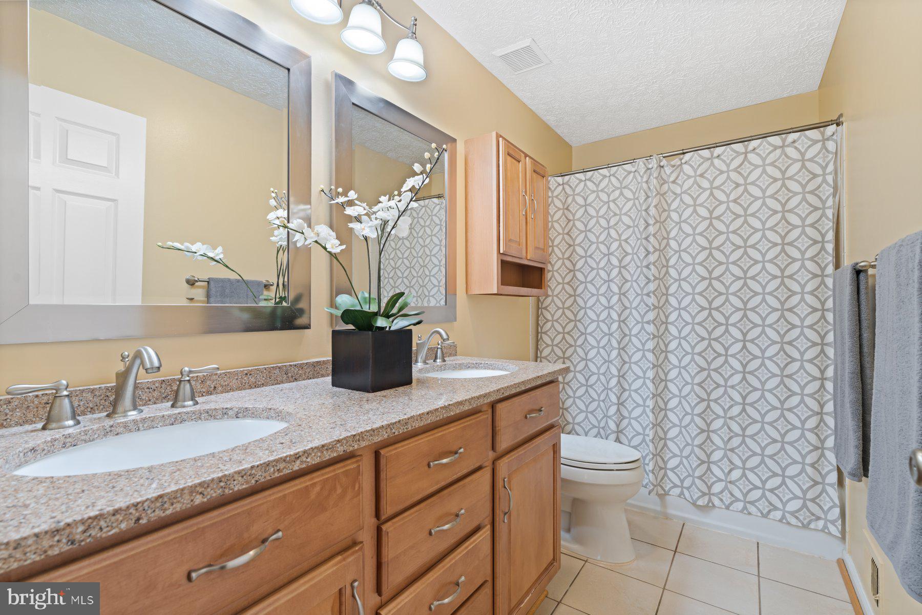 6117 FENCE POST COURT