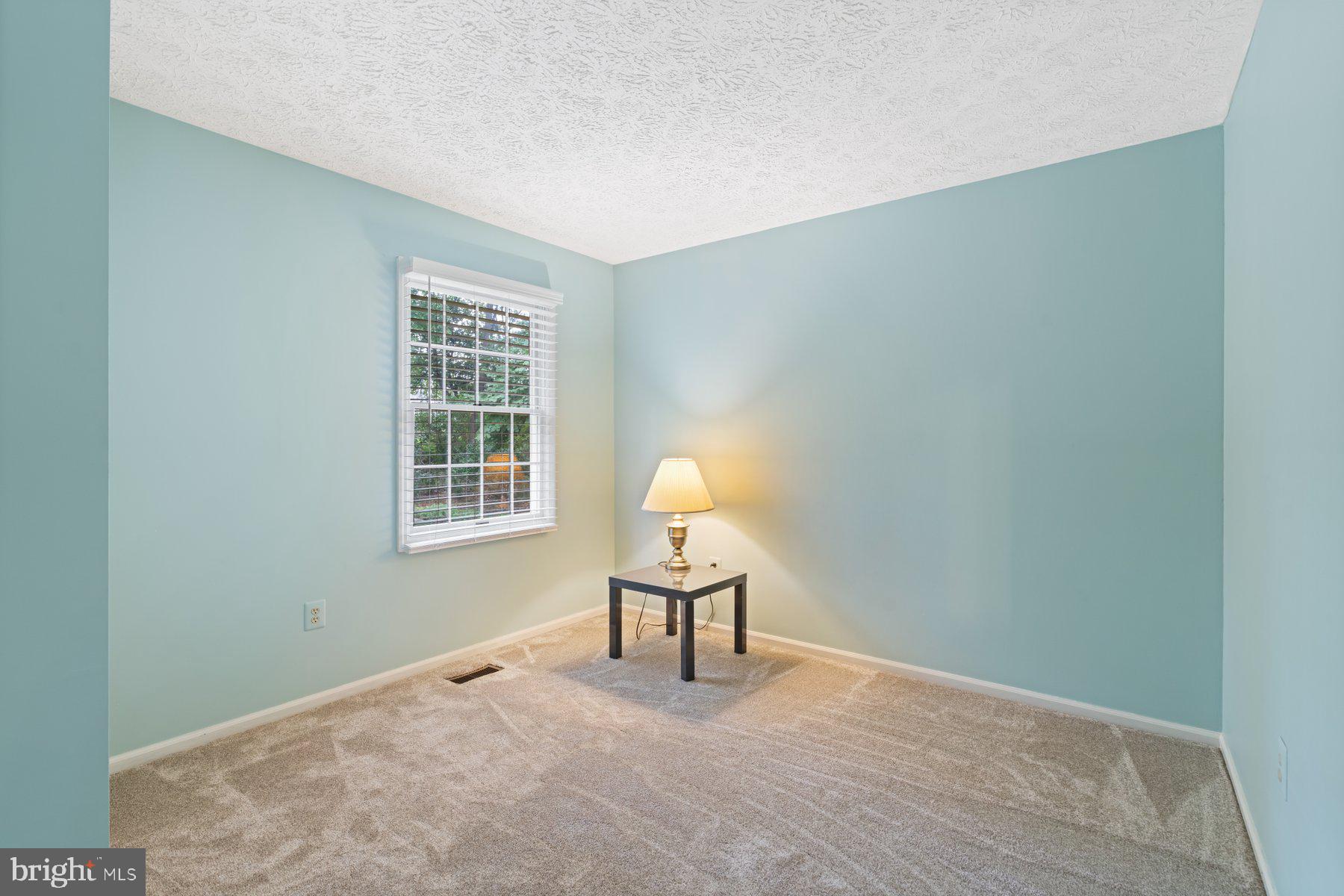 6117 FENCE POST COURT