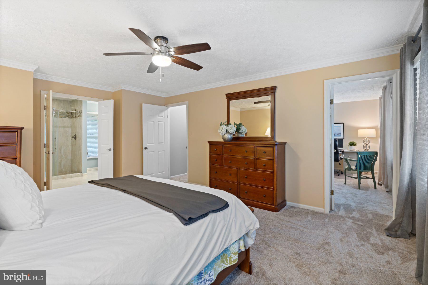 6117 FENCE POST COURT