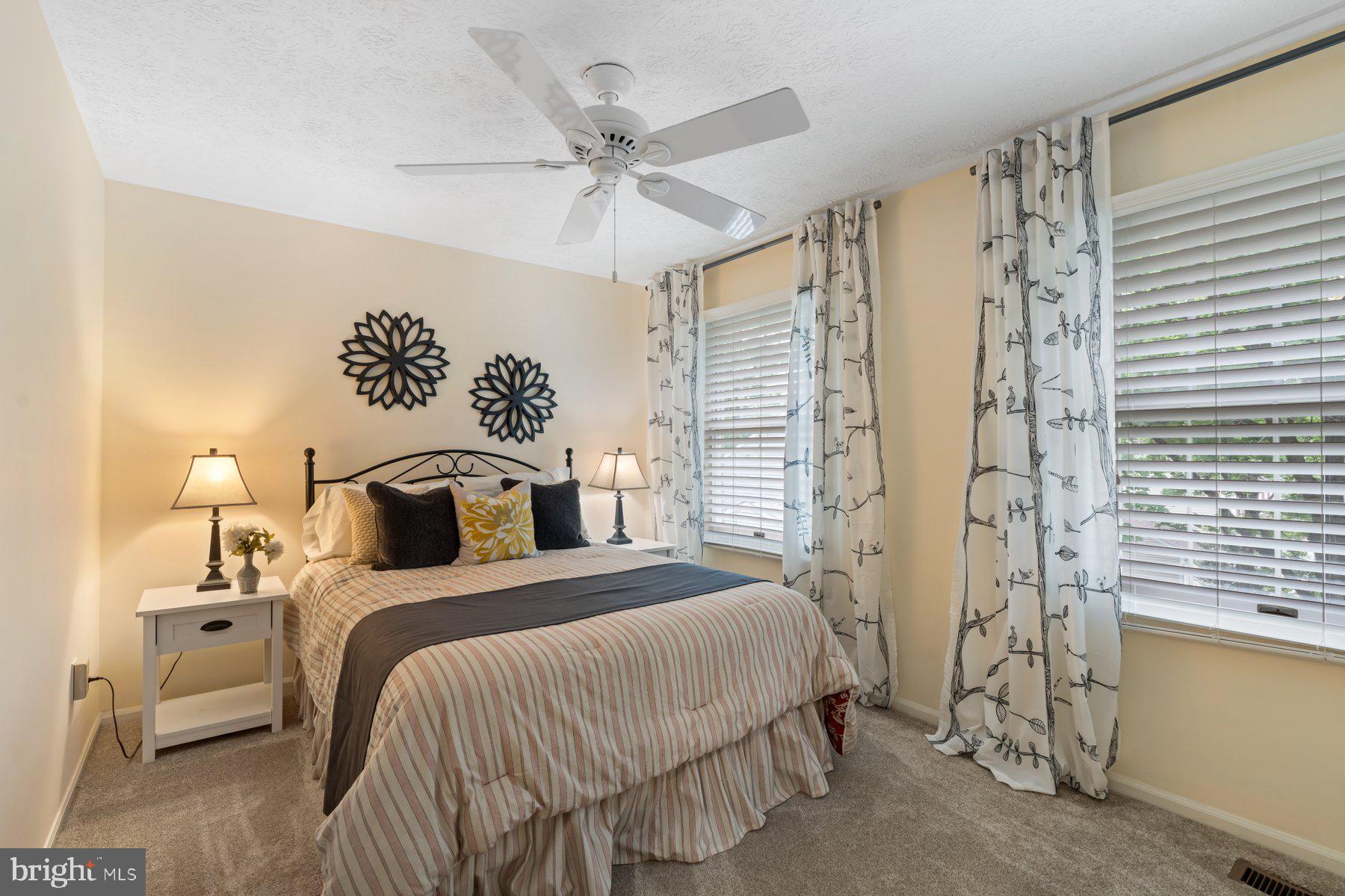 6117 FENCE POST COURT