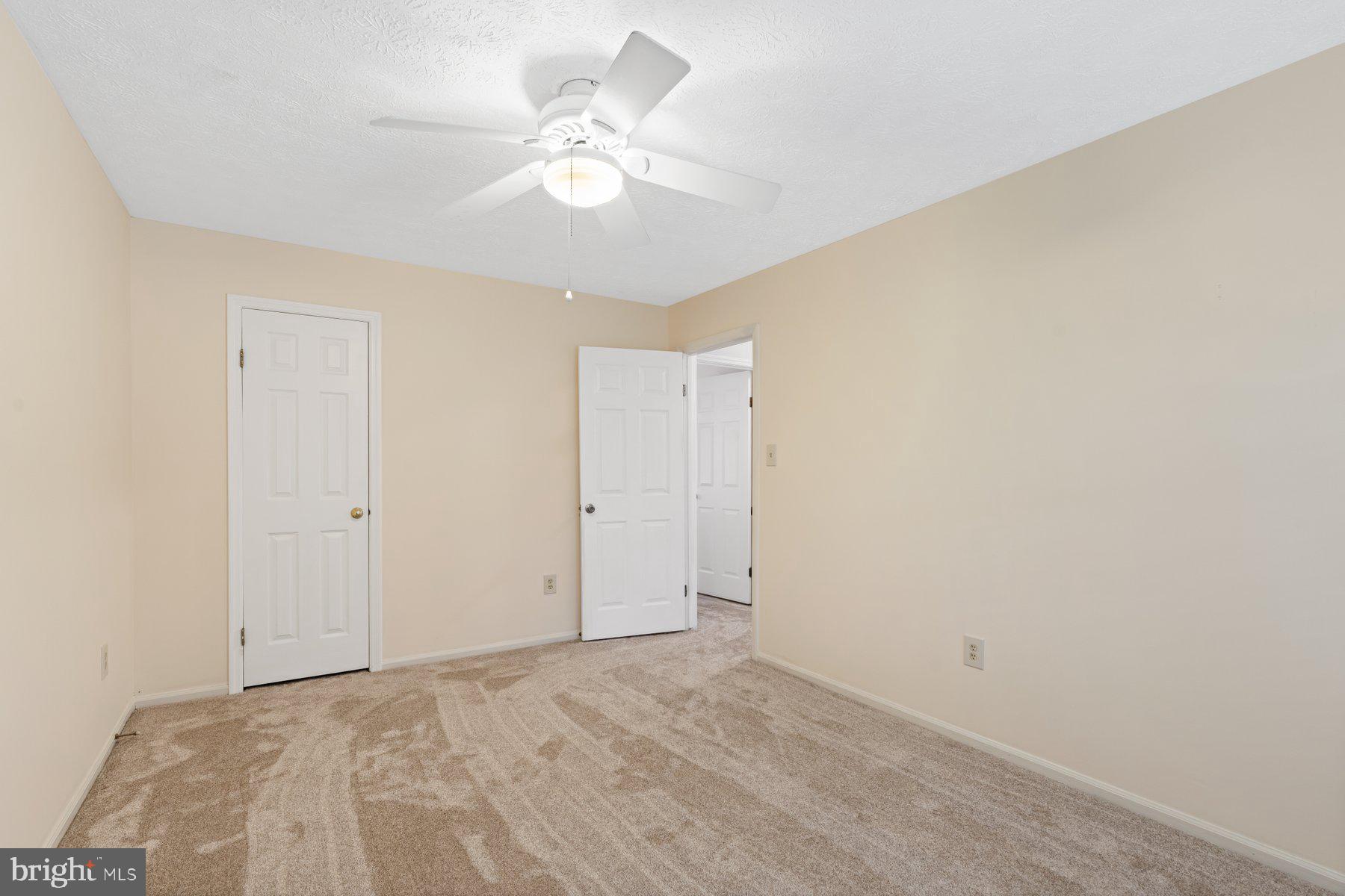 6117 FENCE POST COURT