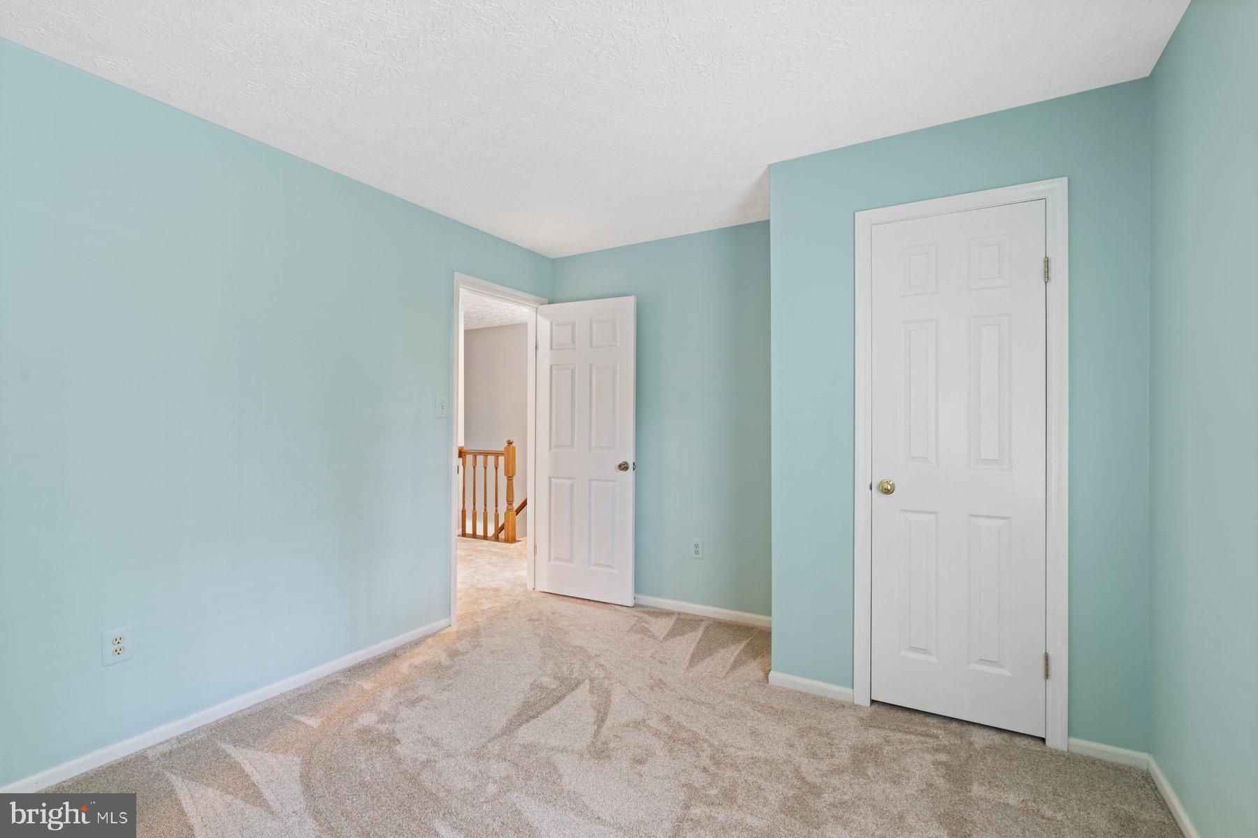 6117 FENCE POST COURT