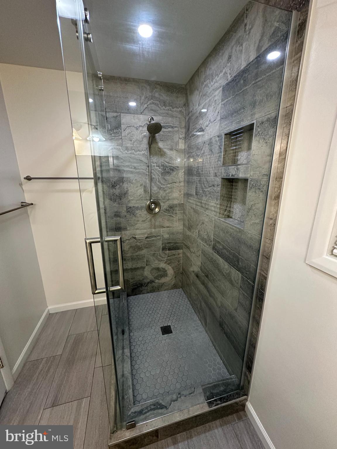 10336 BURNSIDE DRIVE