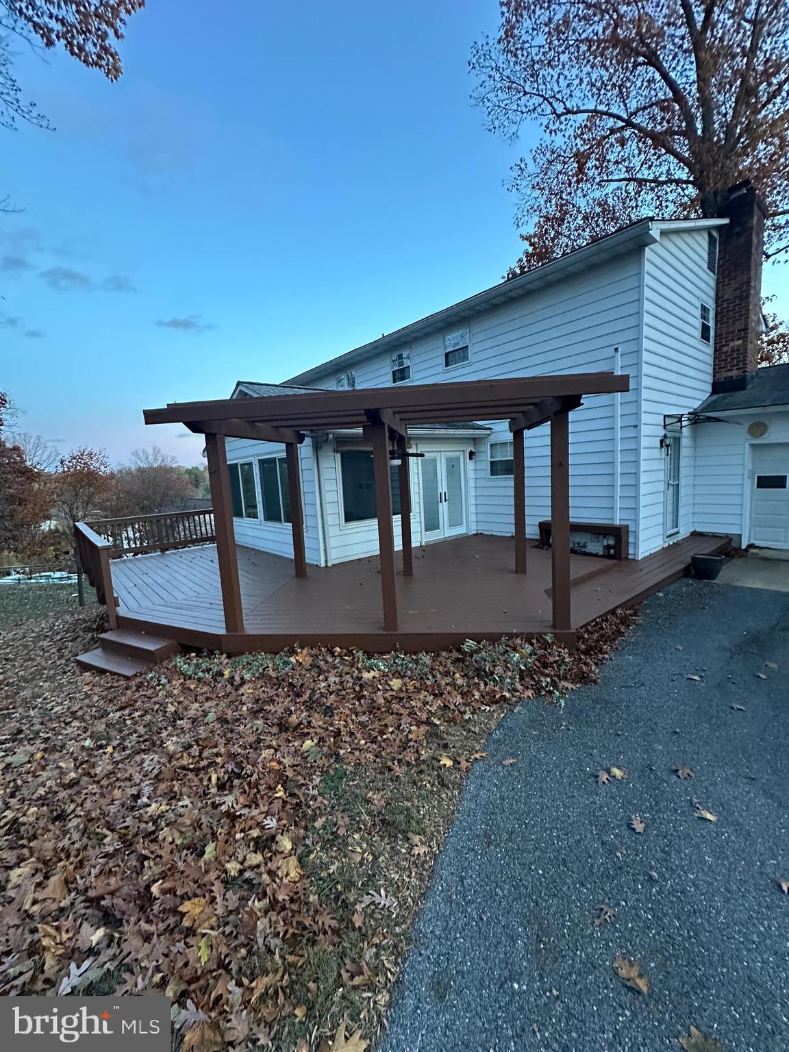 10336 BURNSIDE DRIVE