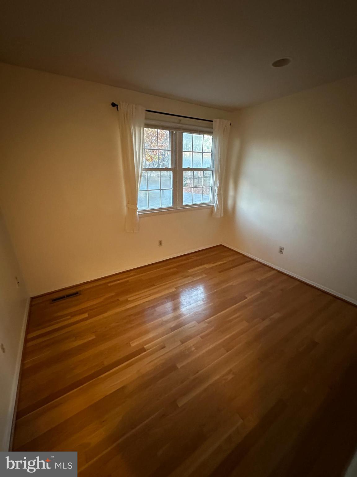 10336 BURNSIDE DRIVE