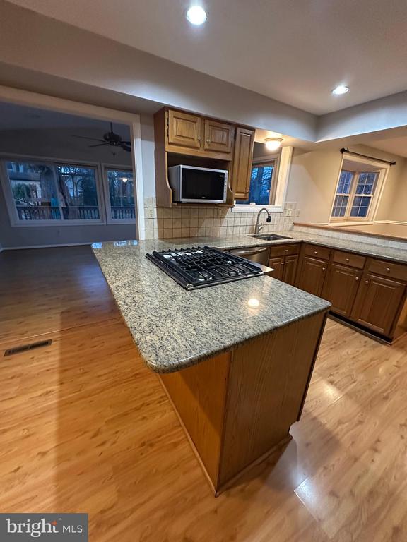 10336 BURNSIDE DRIVE