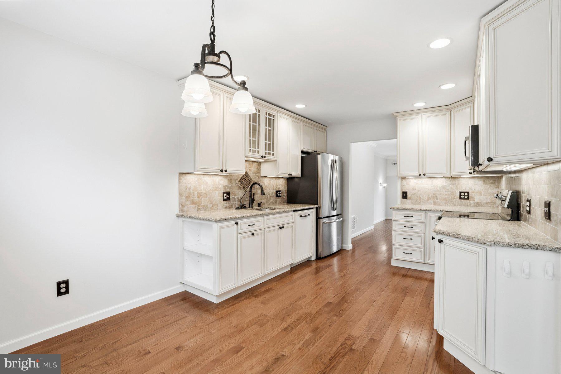 7279 SWAN POINT WAY 15-7