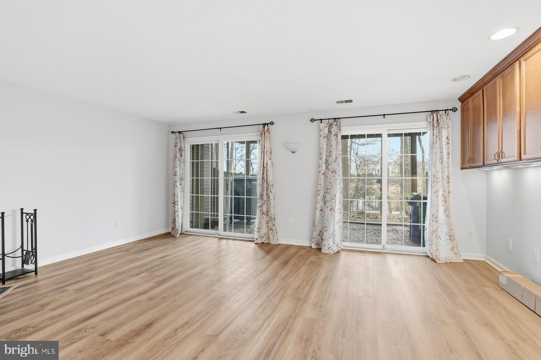 7279 SWAN POINT WAY 15-7