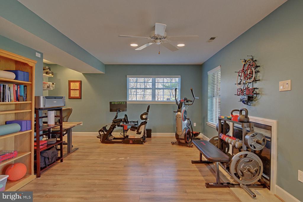 5253 LIGHTFOOT PATH