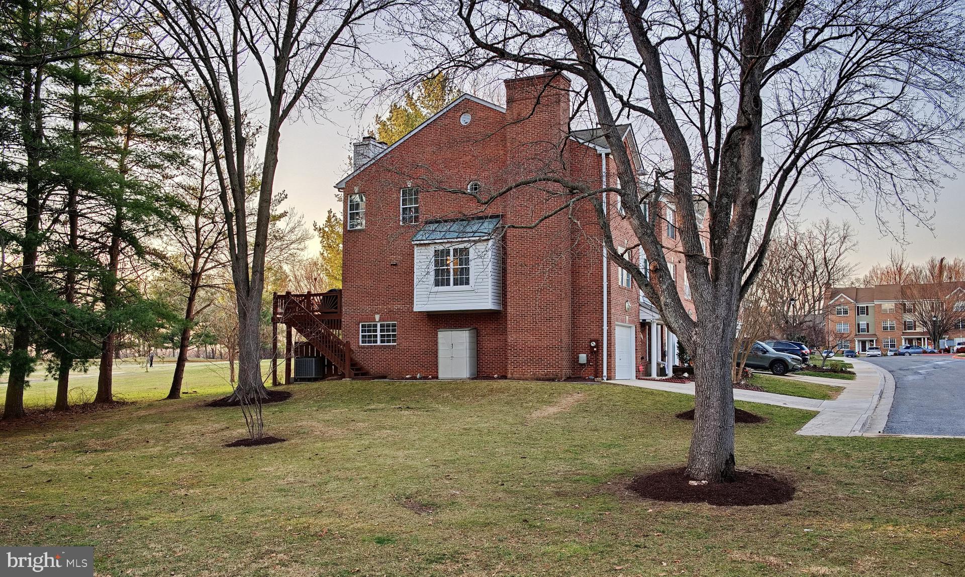 5253 LIGHTFOOT PATH
