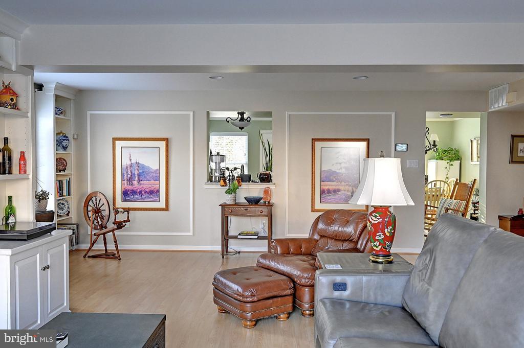5253 LIGHTFOOT PATH