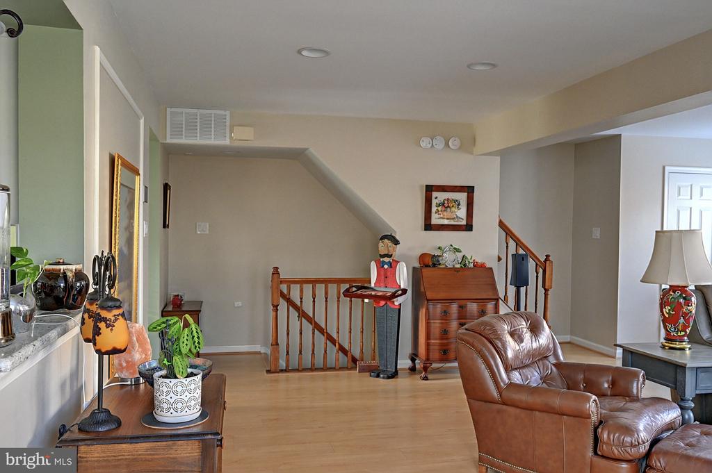 5253 LIGHTFOOT PATH