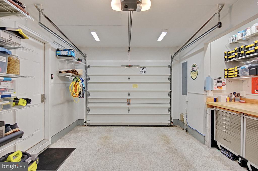 5253 LIGHTFOOT PATH