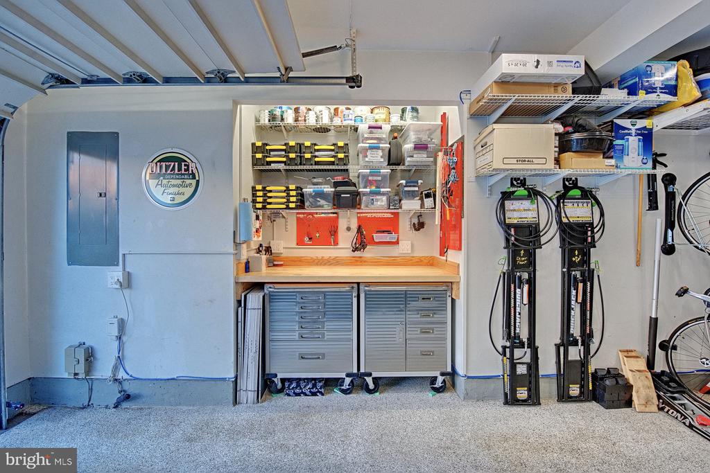 5253 LIGHTFOOT PATH