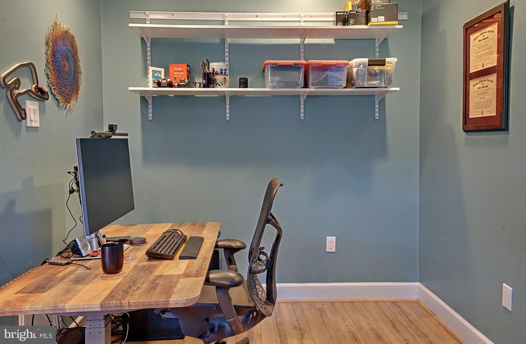 5253 LIGHTFOOT PATH