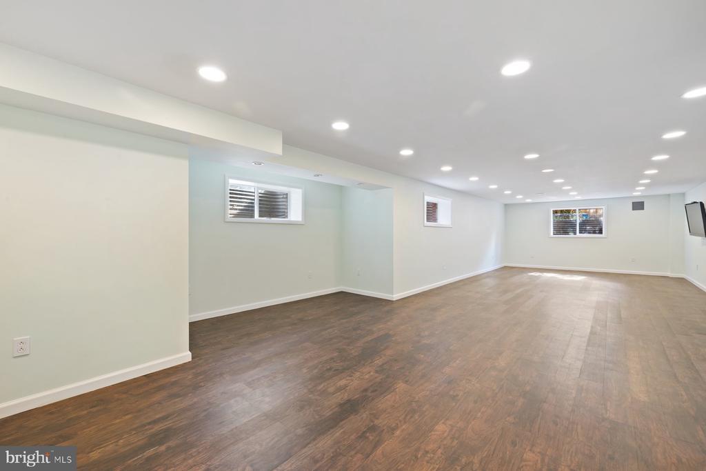 10505 ROYAL ROAD