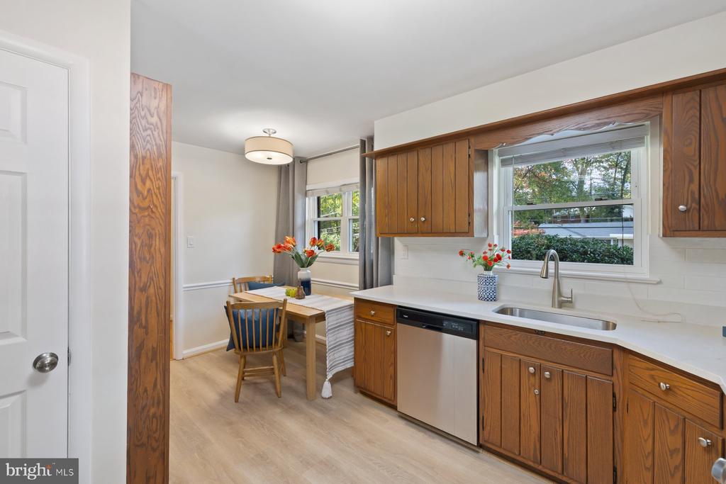 10505 ROYAL ROAD