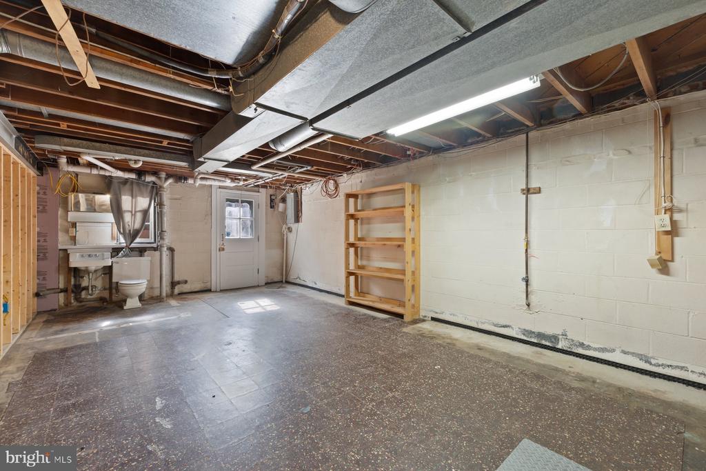 10505 ROYAL ROAD