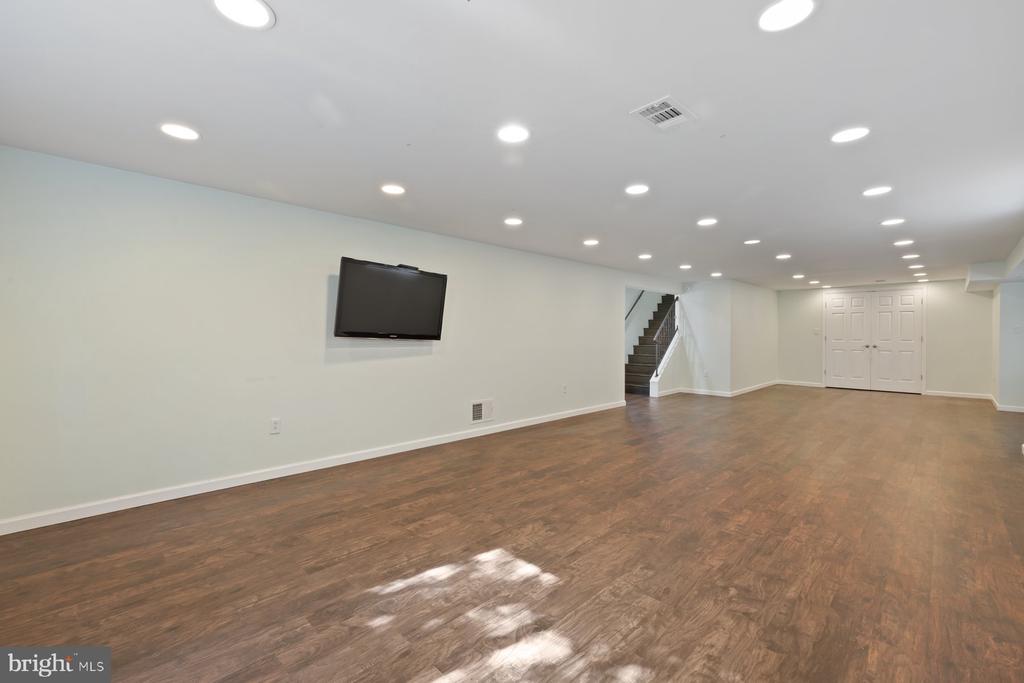 10505 ROYAL ROAD