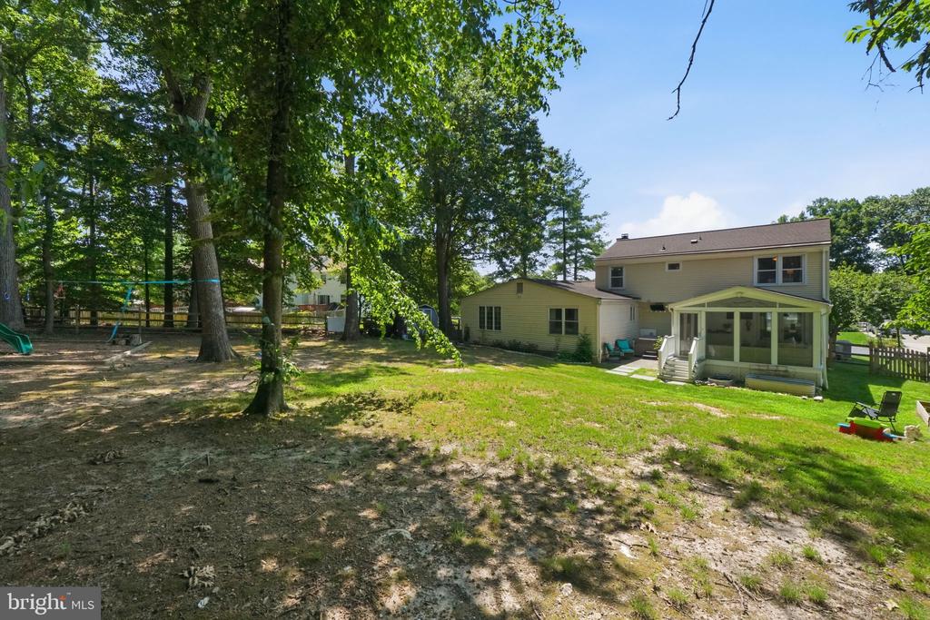15336 BAILEYS LANE