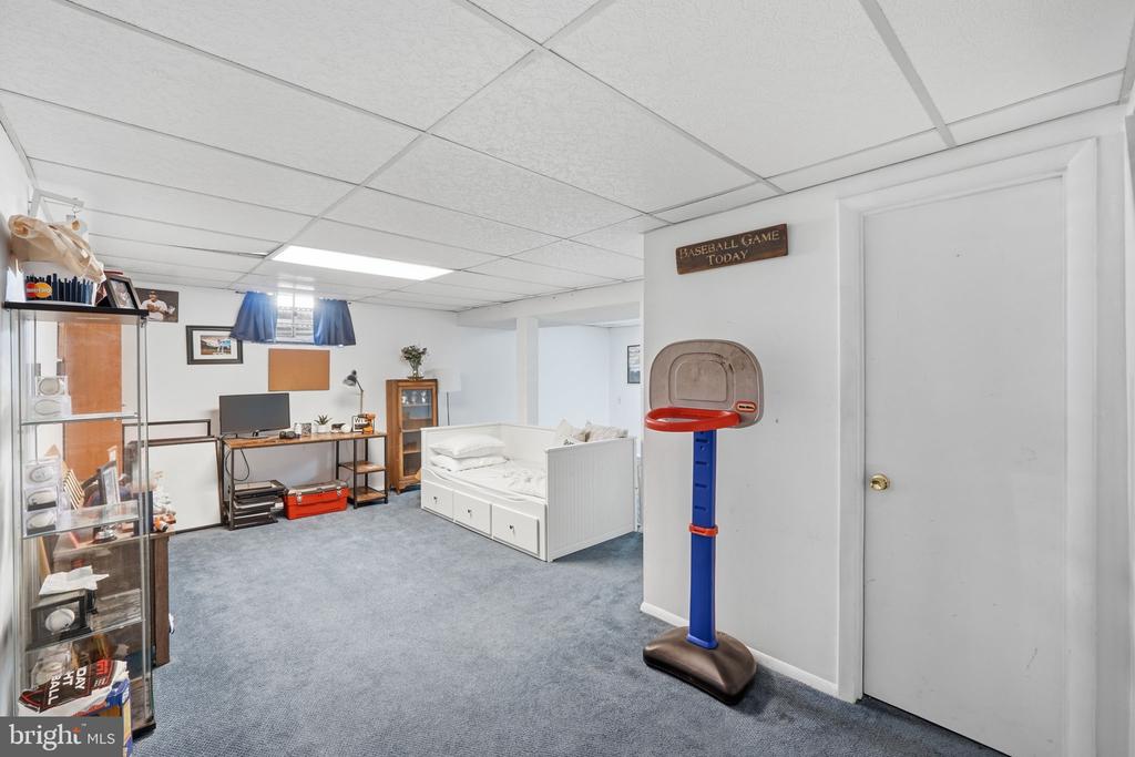 15336 BAILEYS LANE