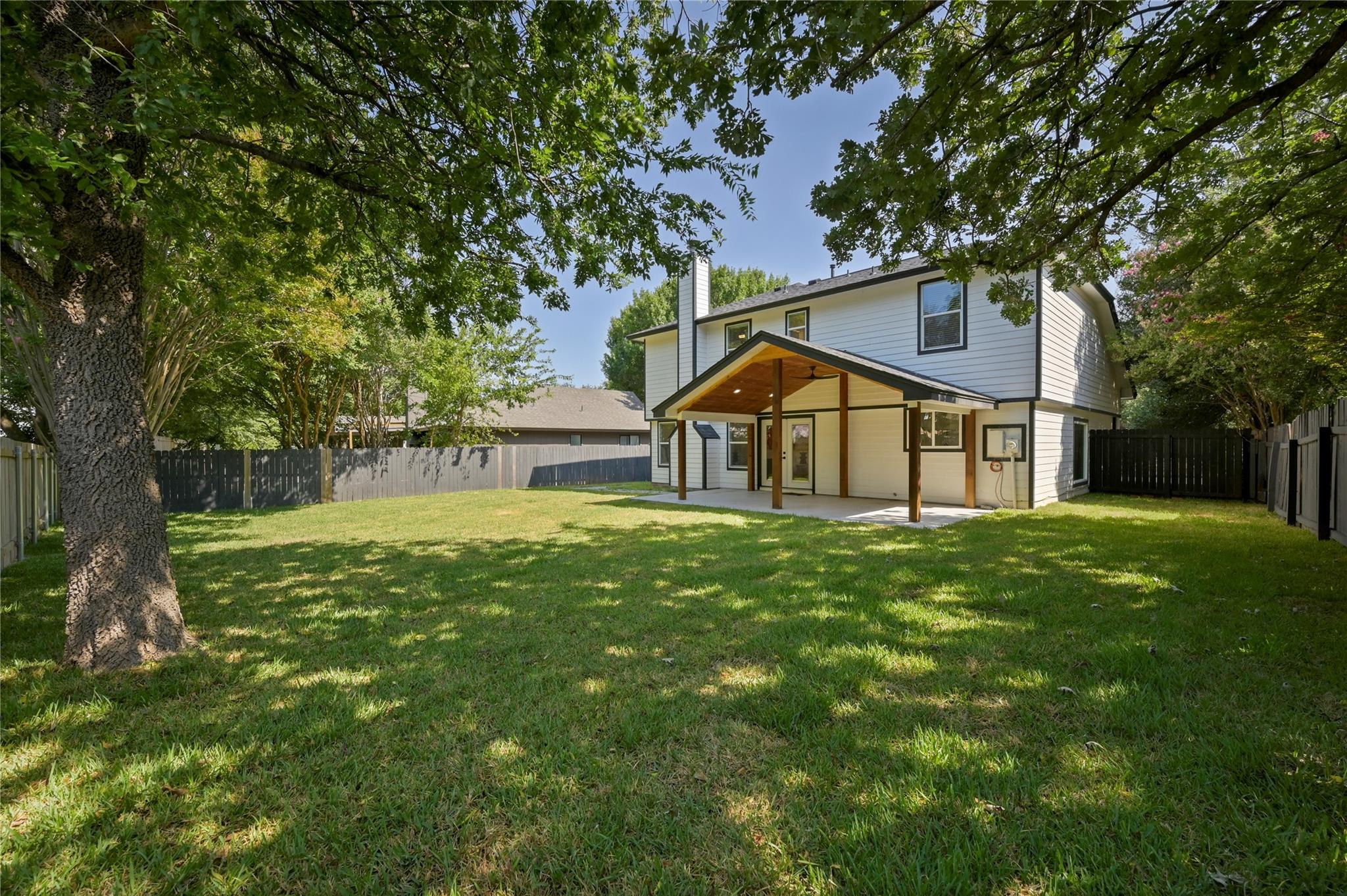 2307 N Shields DR