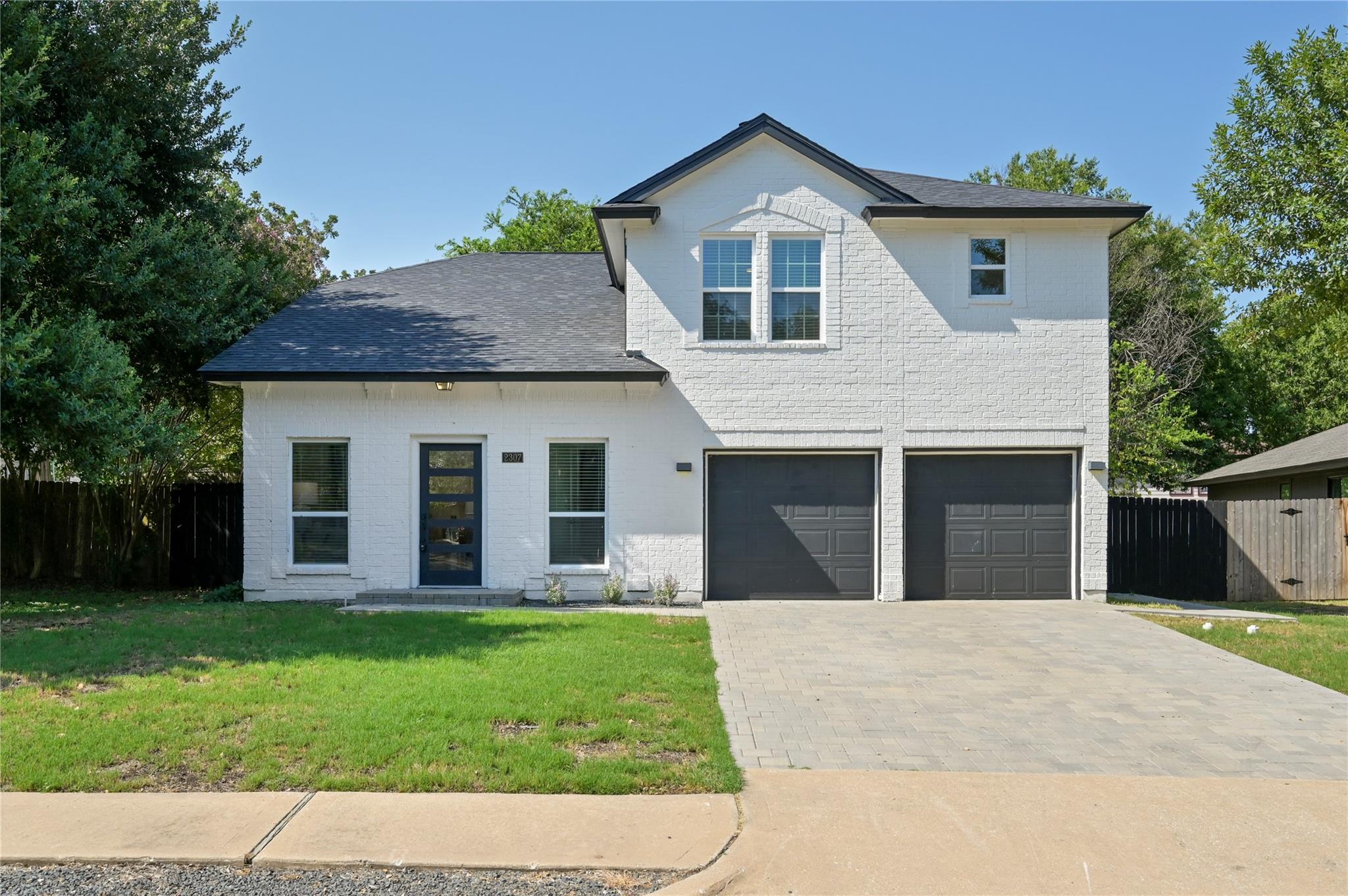 2307 N Shields DR