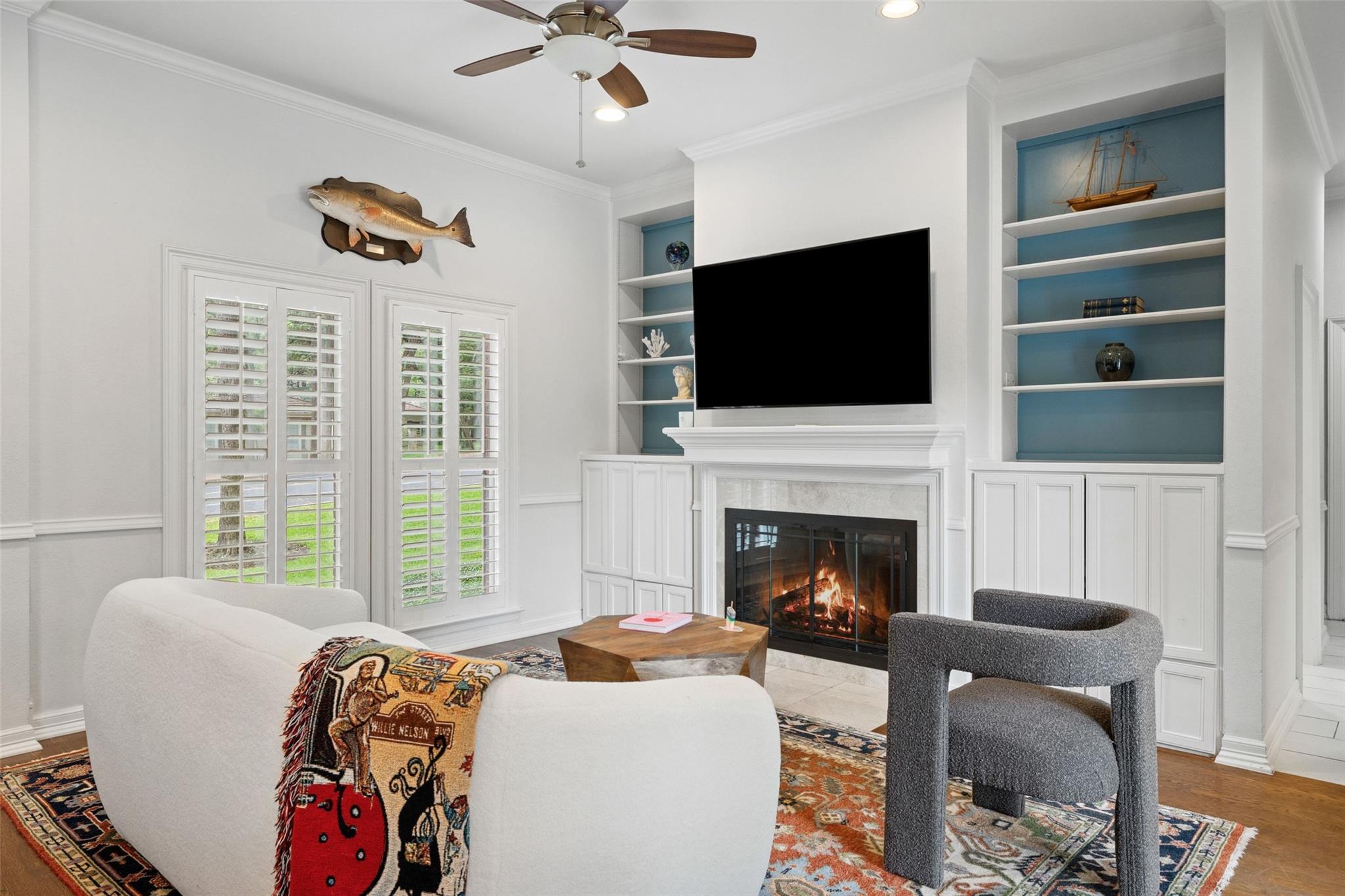 2922 Thousand Oaks DR