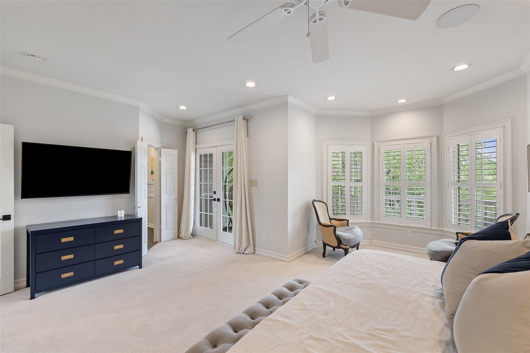 2922 Thousand Oaks DR