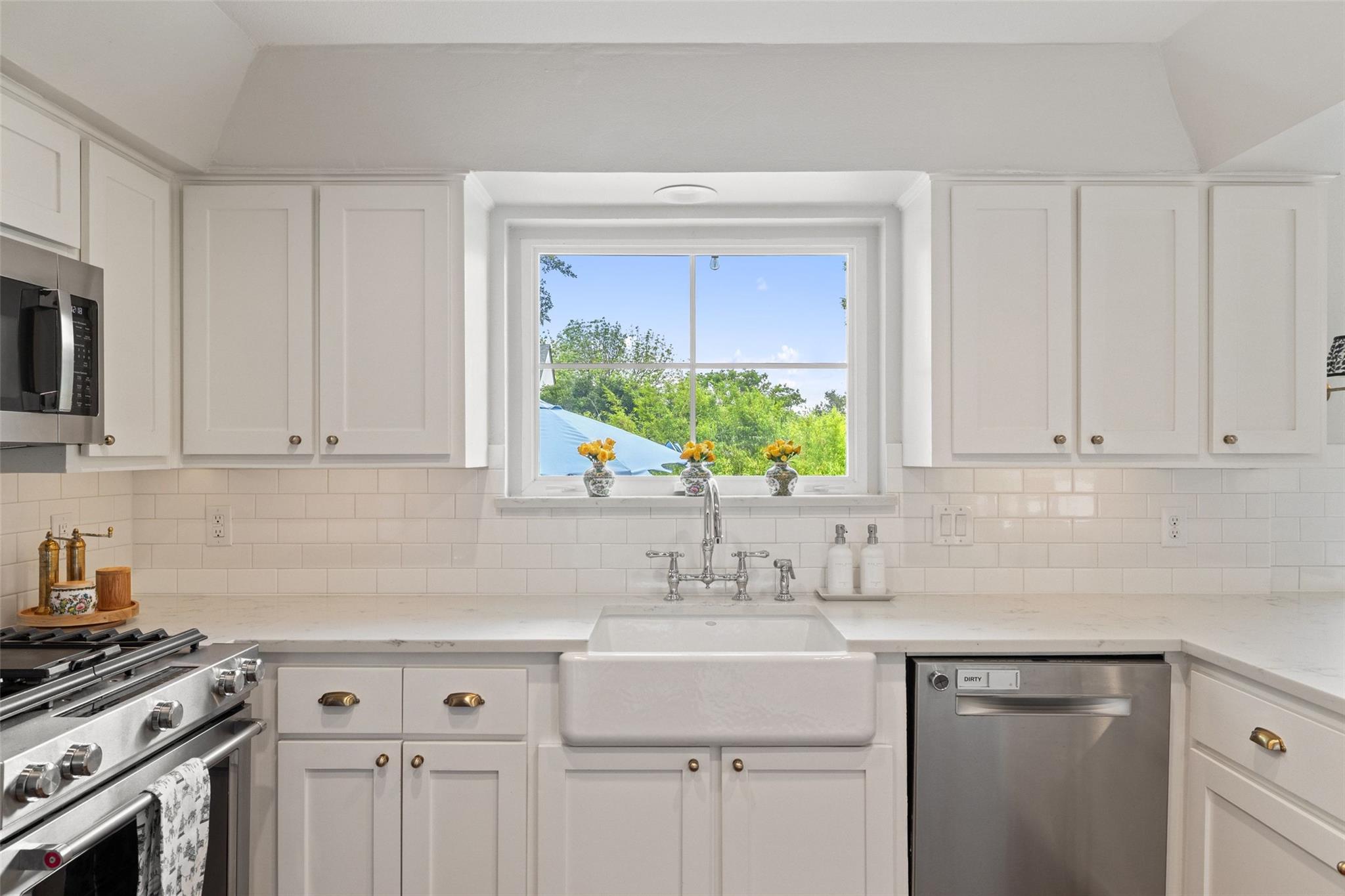 3106 Mistyglen CIR