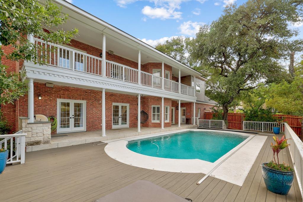 2922 Thousand Oaks DR