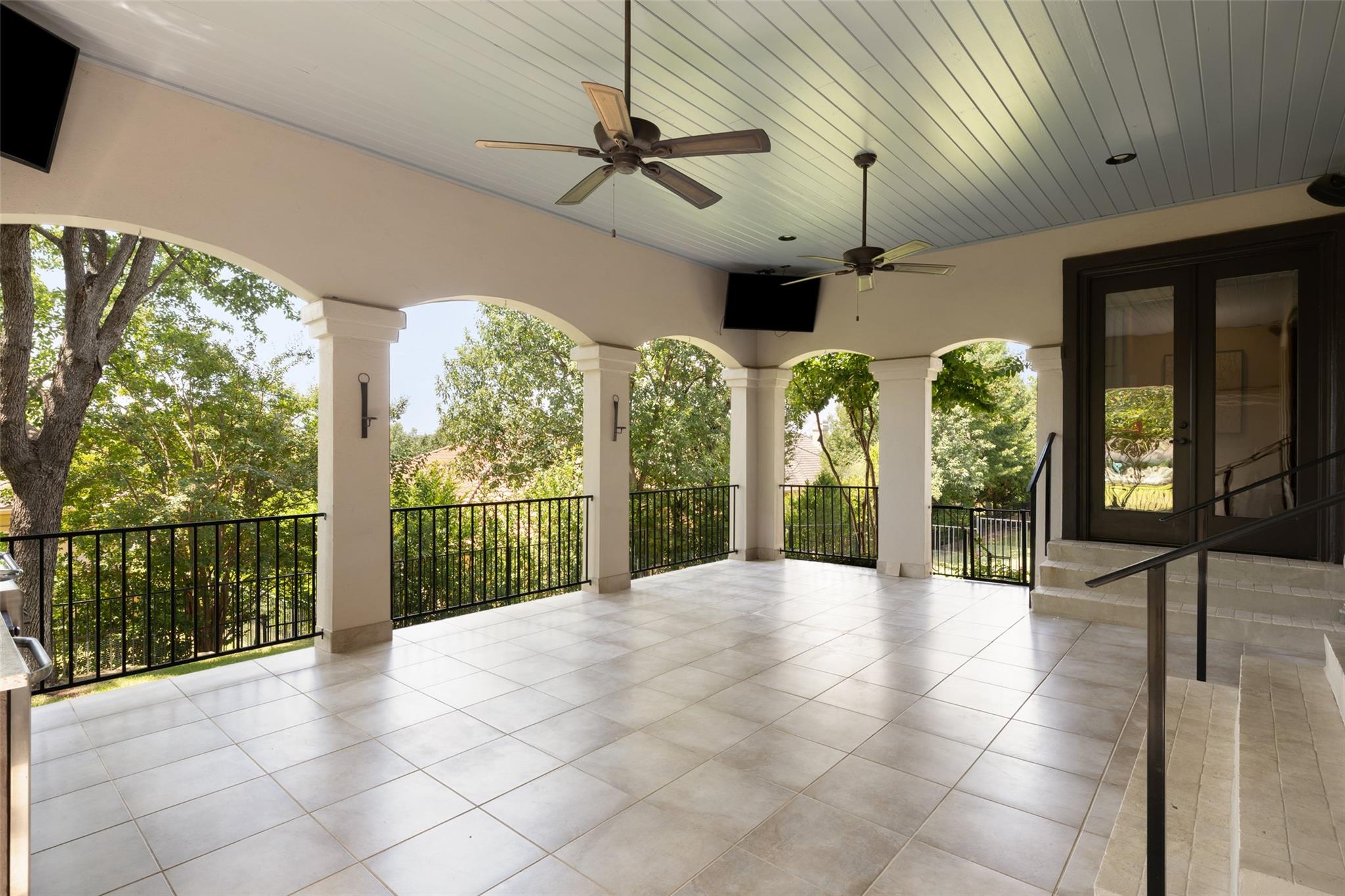 110 Golden Bear DR