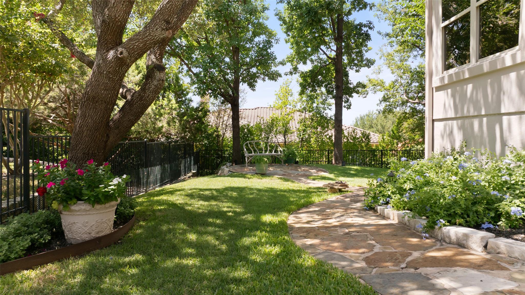 110 Golden Bear DR