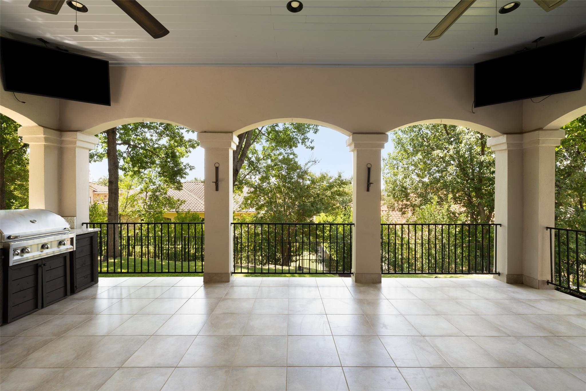 110 Golden Bear DR