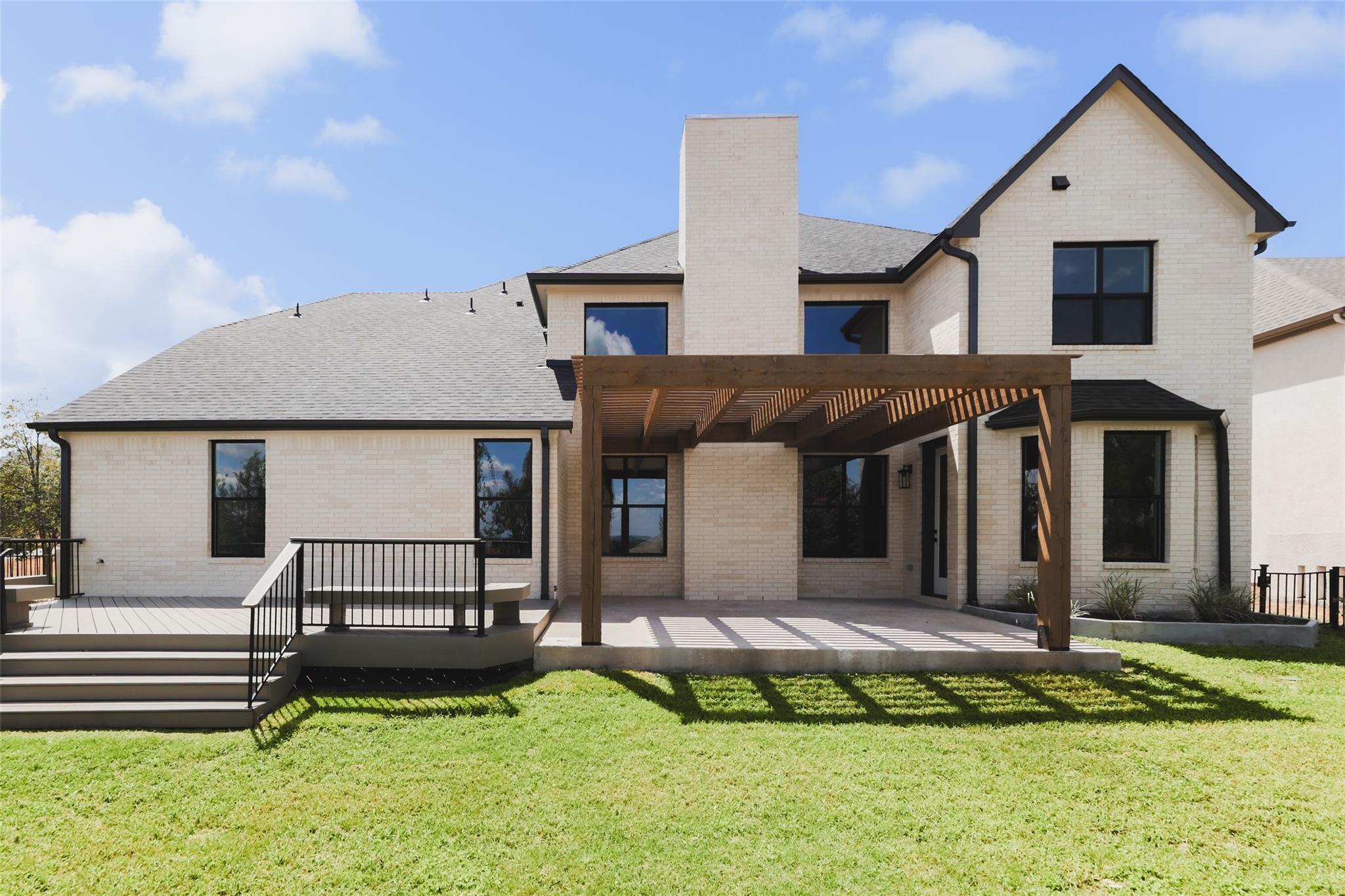 104 Whitley DR