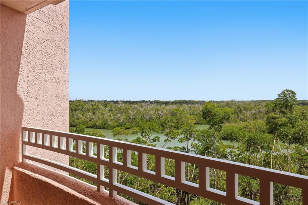 260 Barefoot Beach BLVD 304