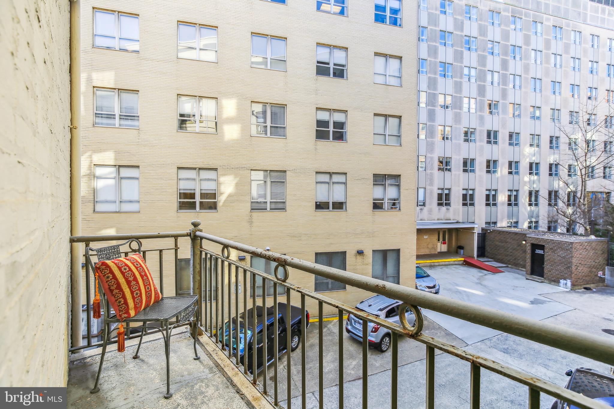 1734 P St NW #28