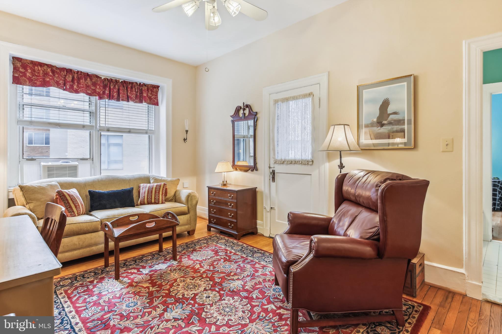 1734 P St NW #28