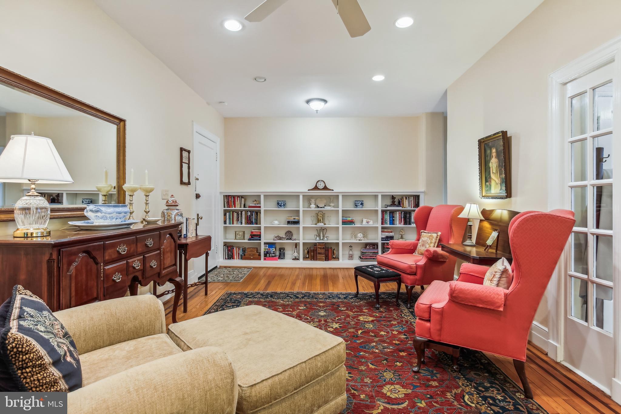 1734 P St NW #28