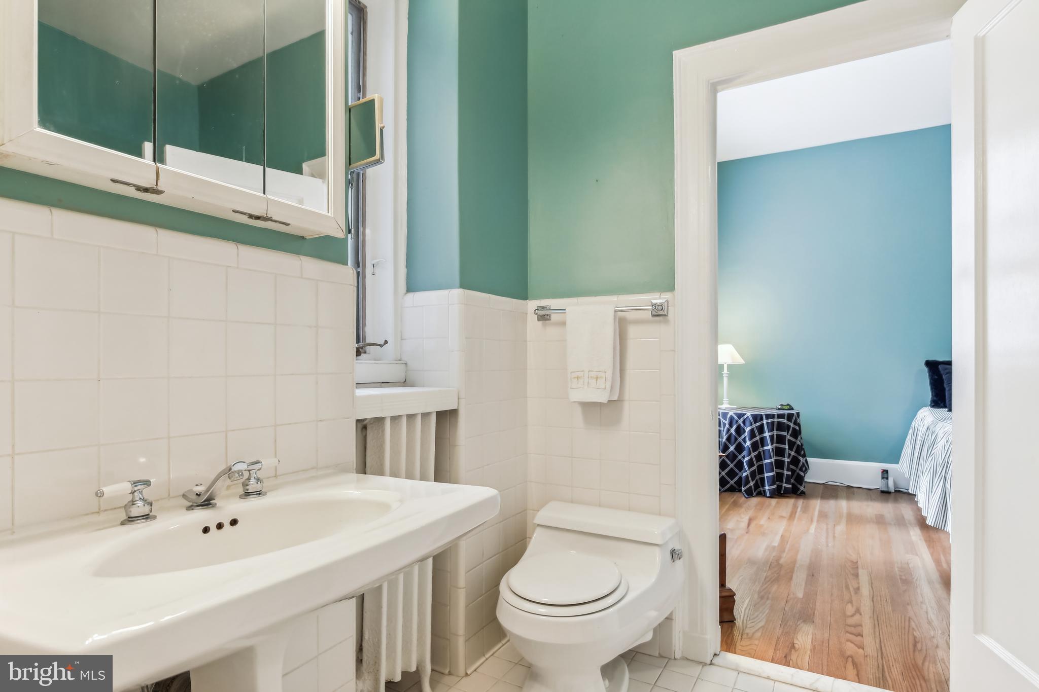 1734 P St NW #28