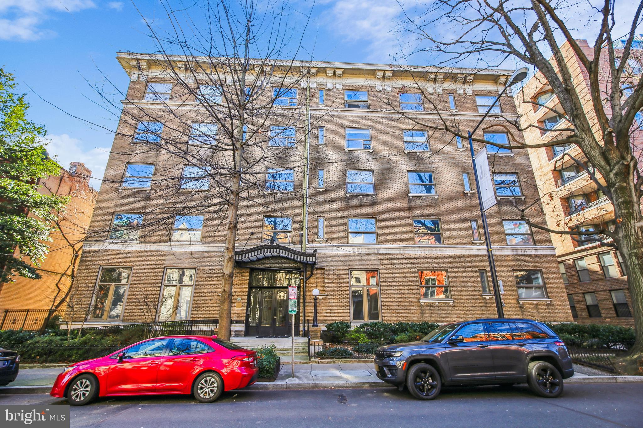 1734 P St NW #28