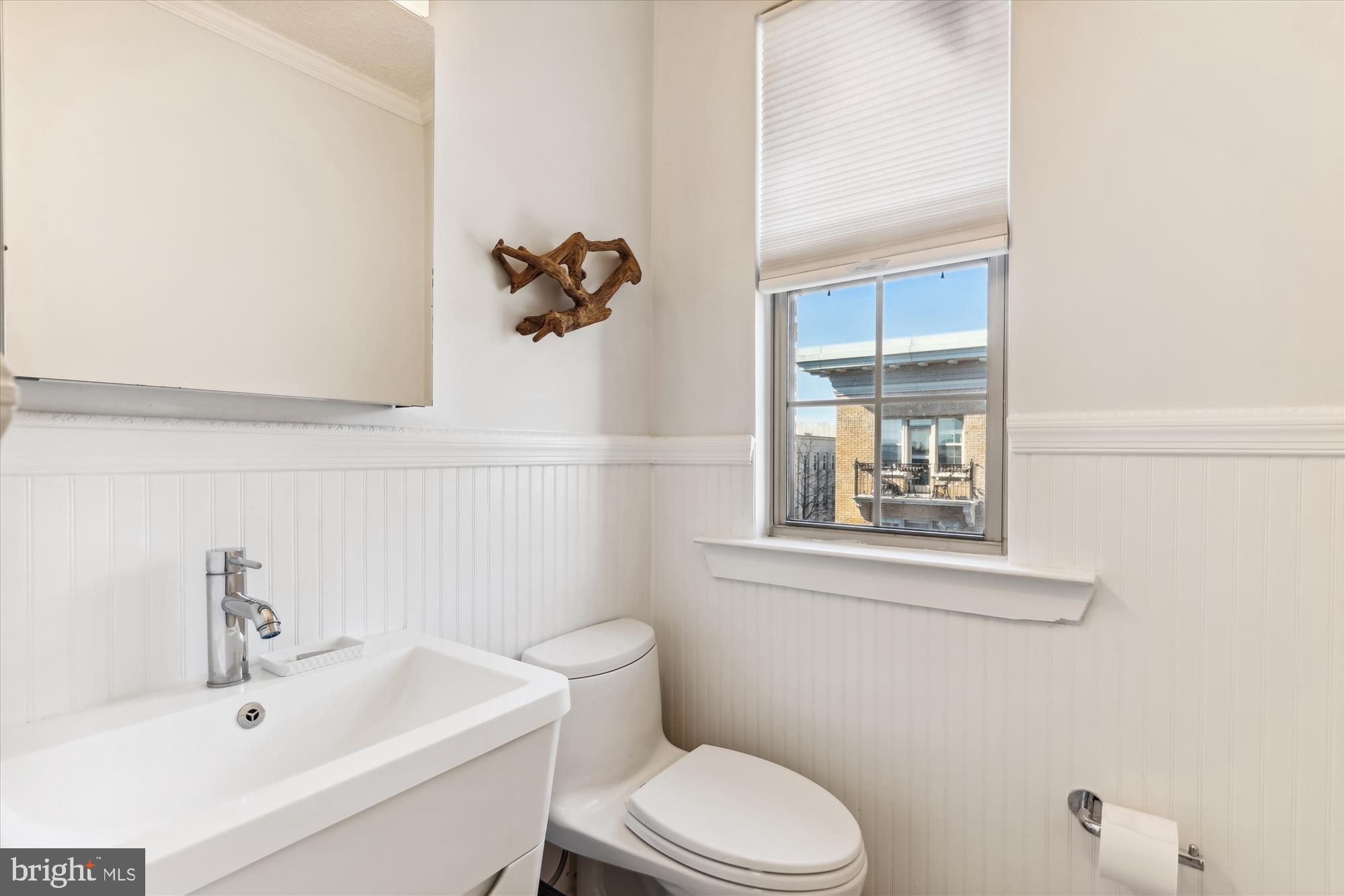 1401 Columbia Rd NW #417
