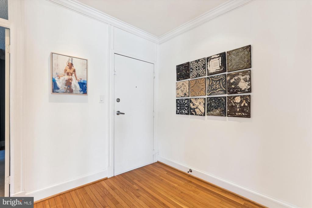 1401 Columbia Rd NW #417