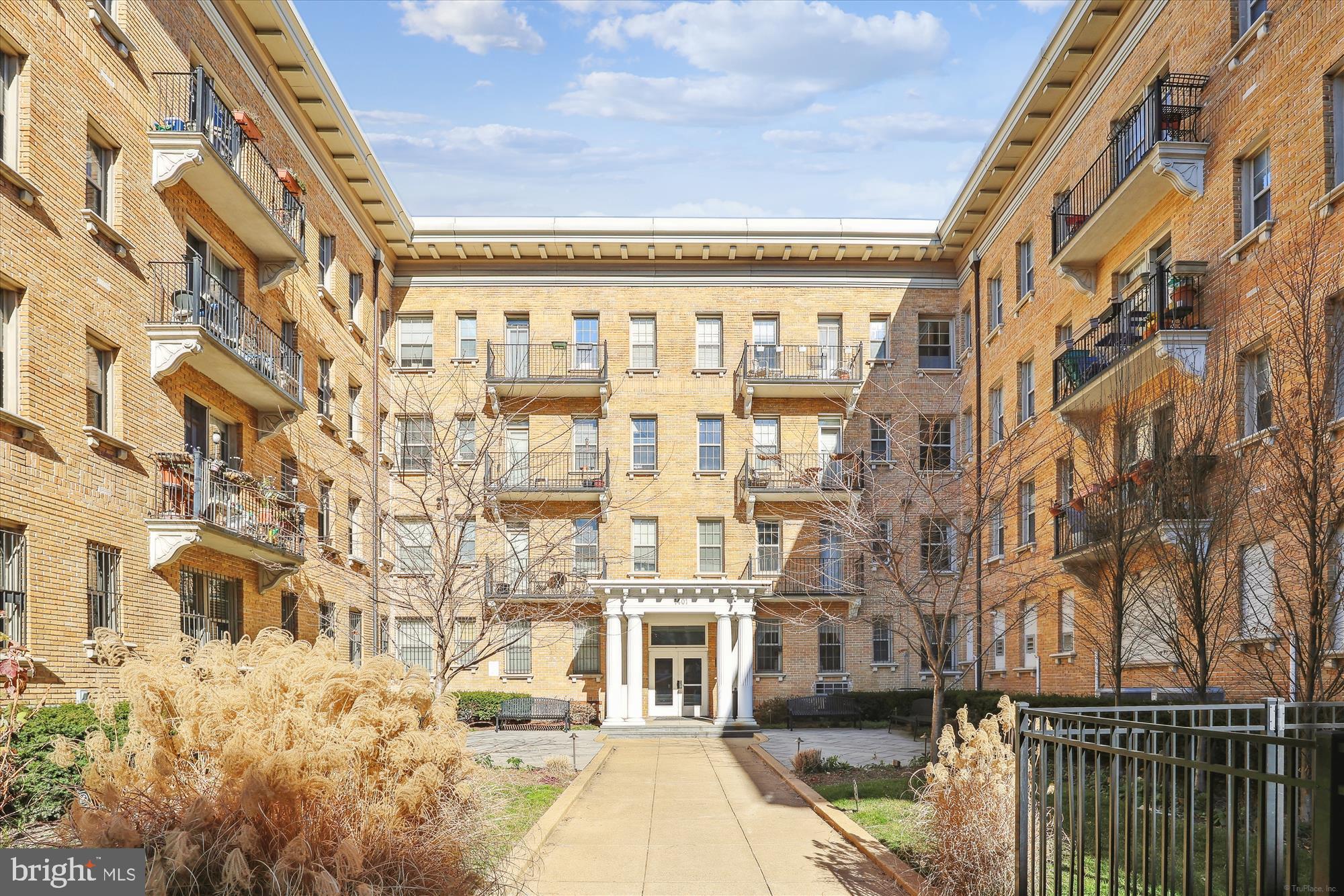 1401 Columbia Rd NW #417