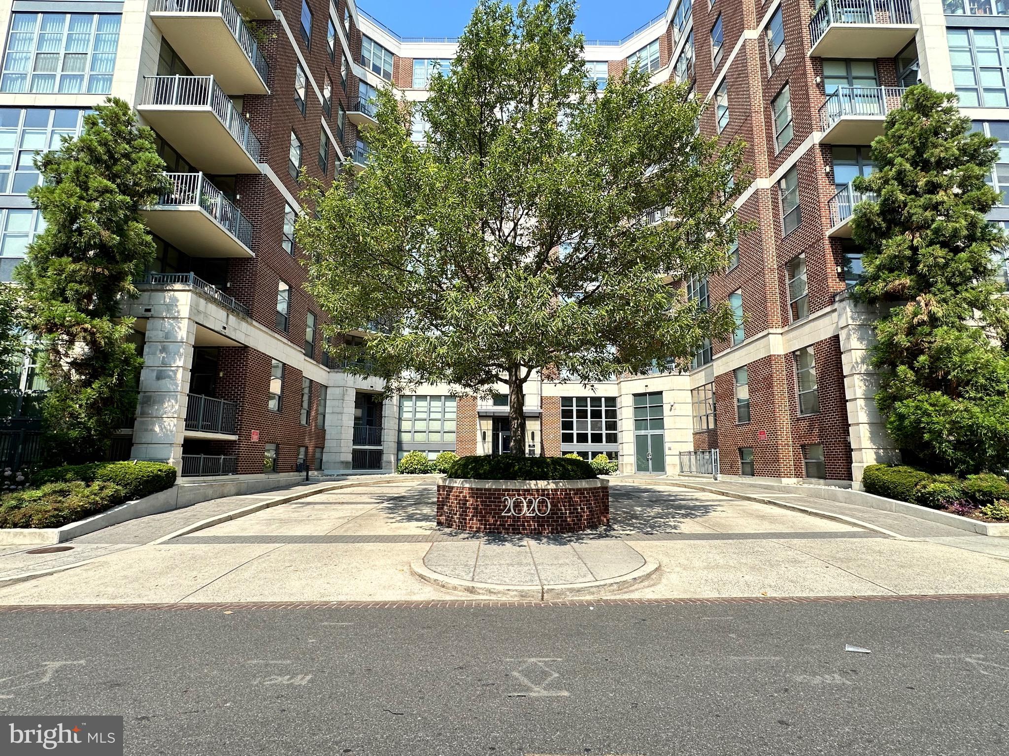 2020 12th St NW #708