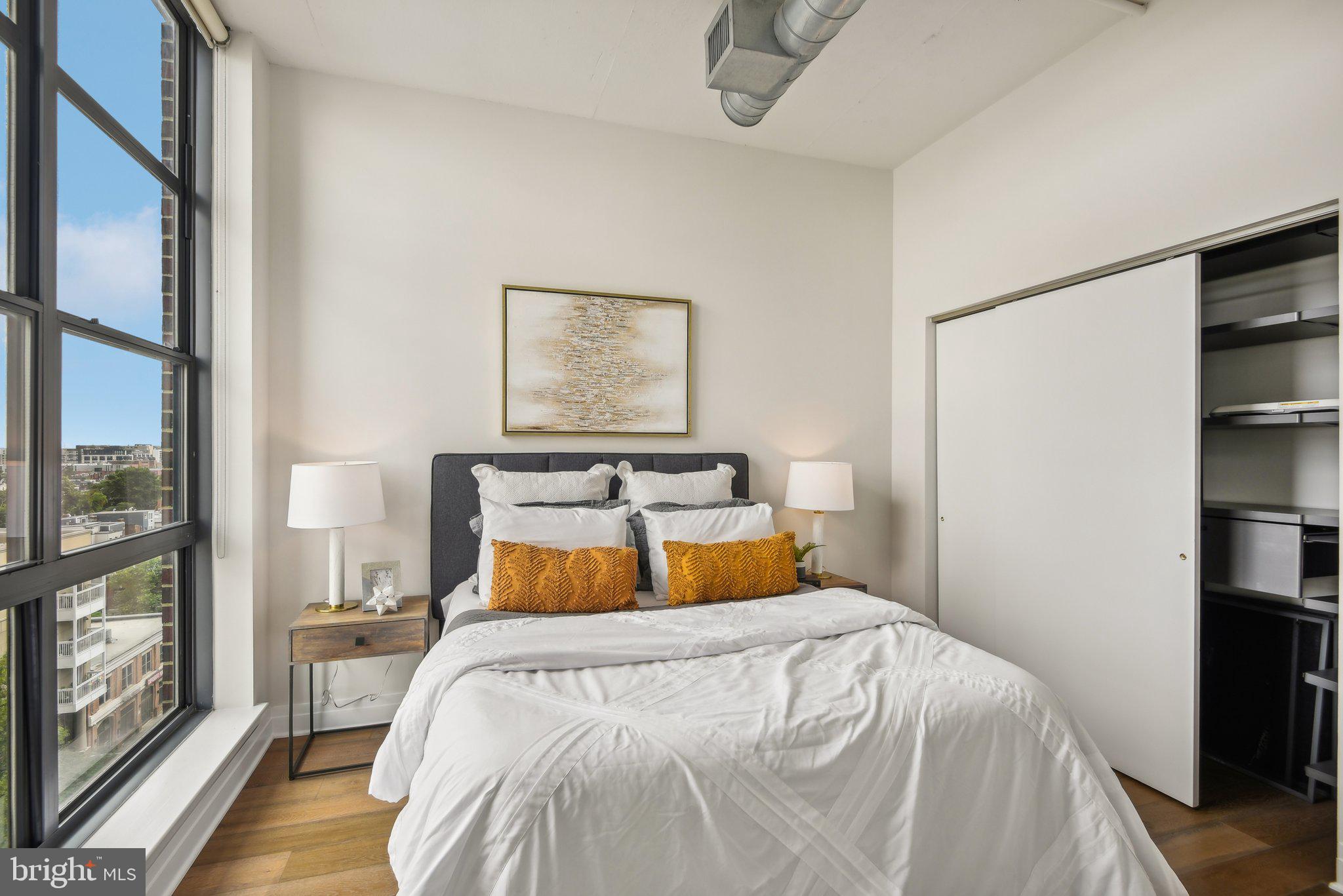 2020 12th St NW #708