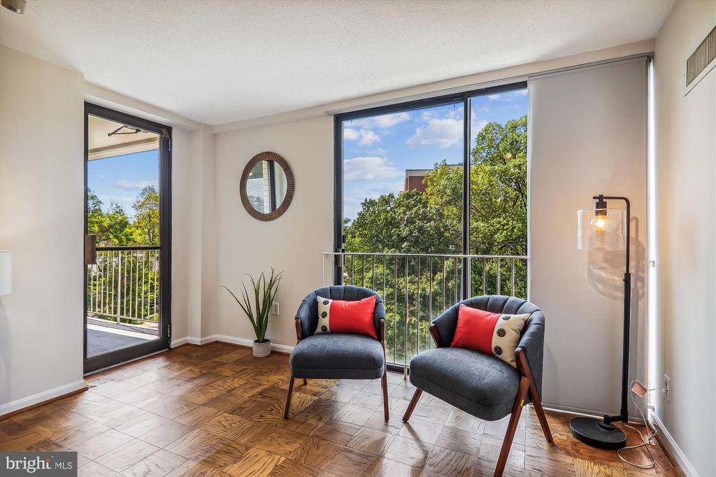 2100 Washington Ave #8-D