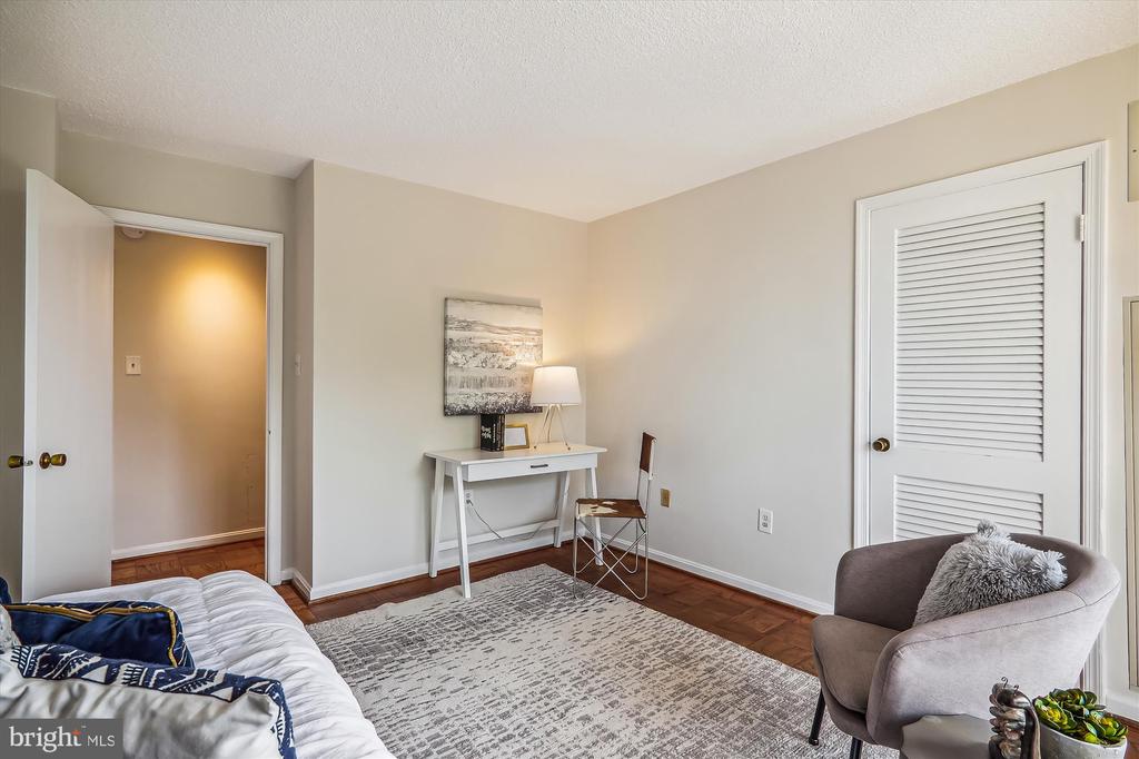 2100 Washington Ave #8-D