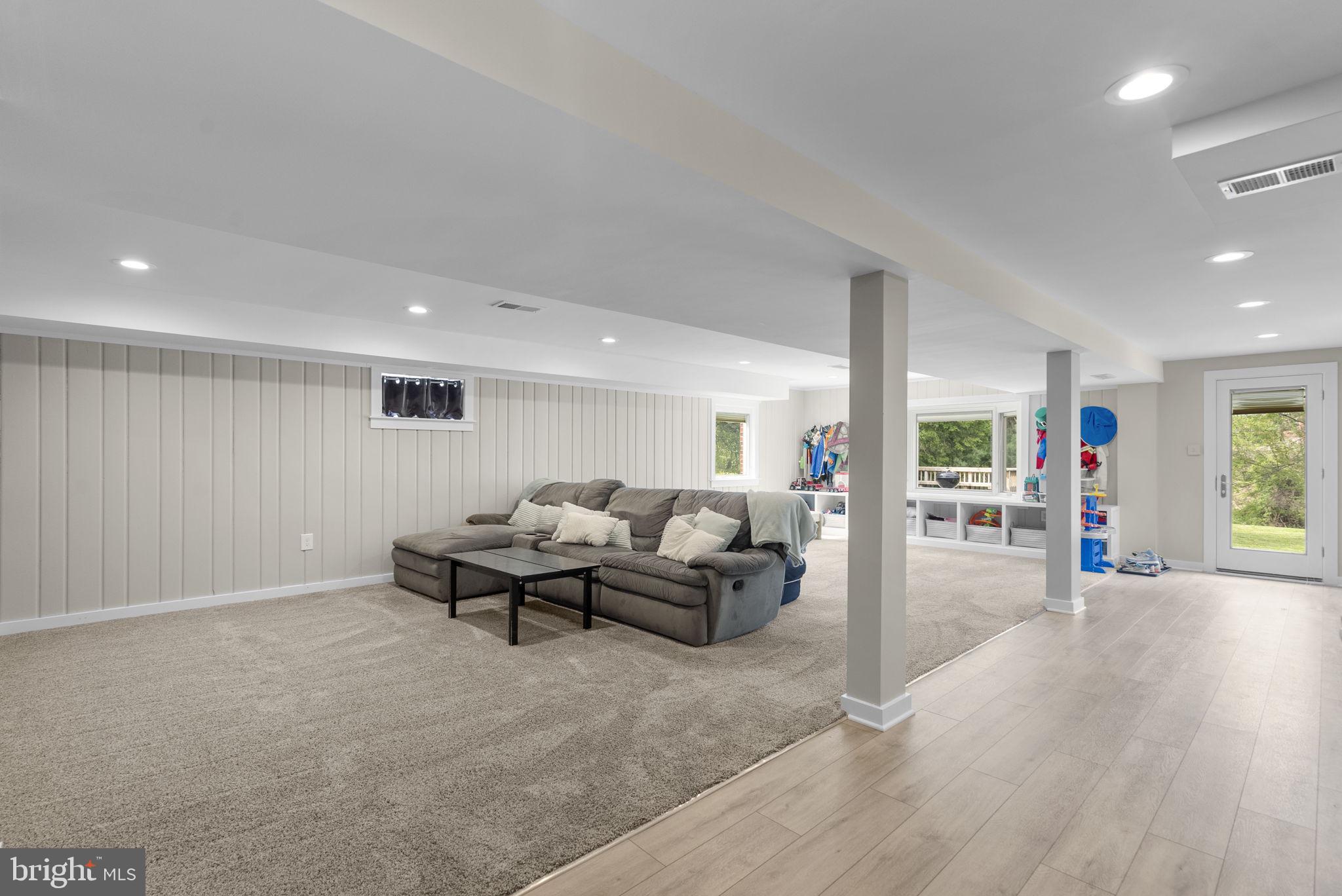 1124 TANLEY ROAD